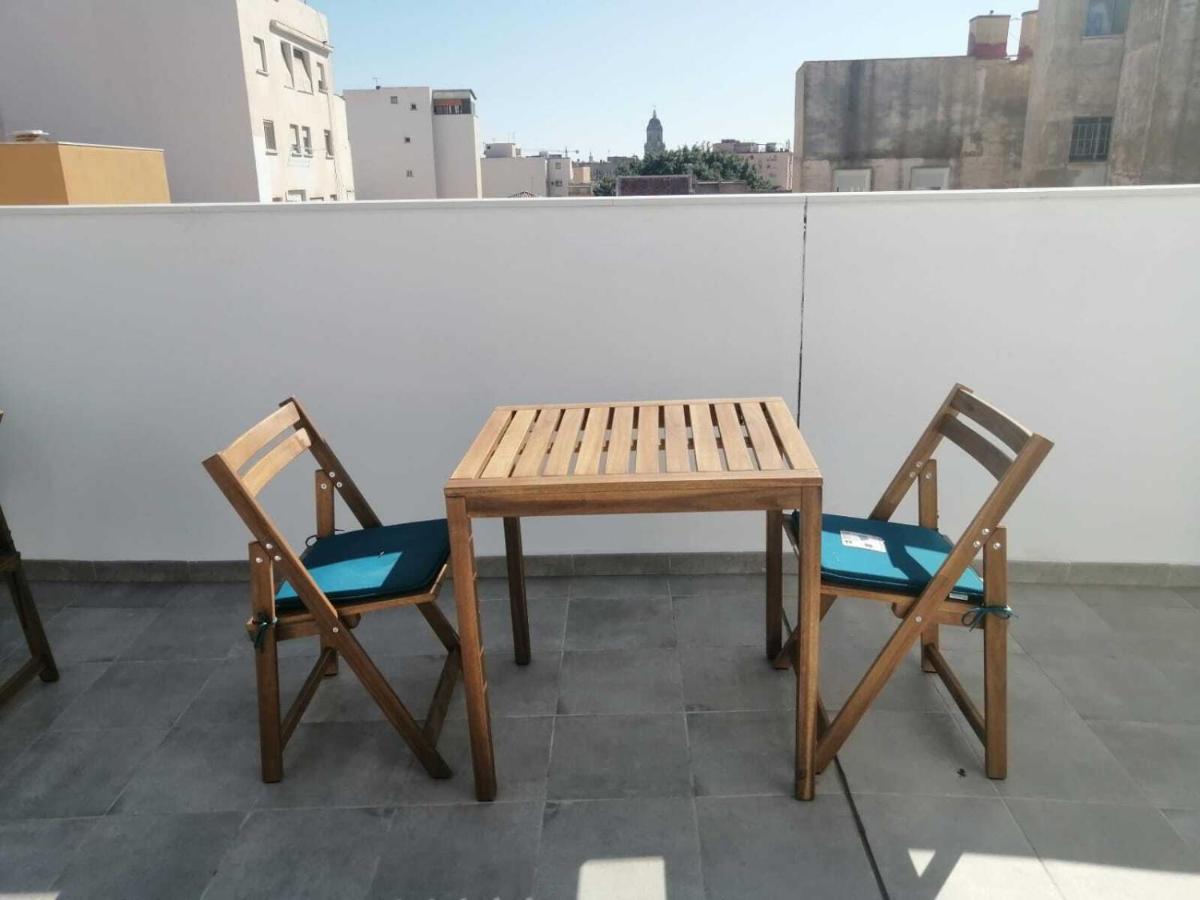 Malaga Lodge Apartments Málaga Exterior foto